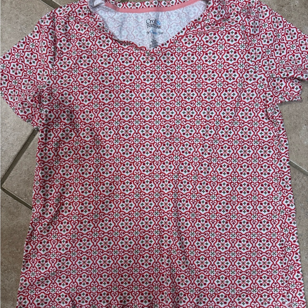 Croft & Barrow Red and White Geometric Tee